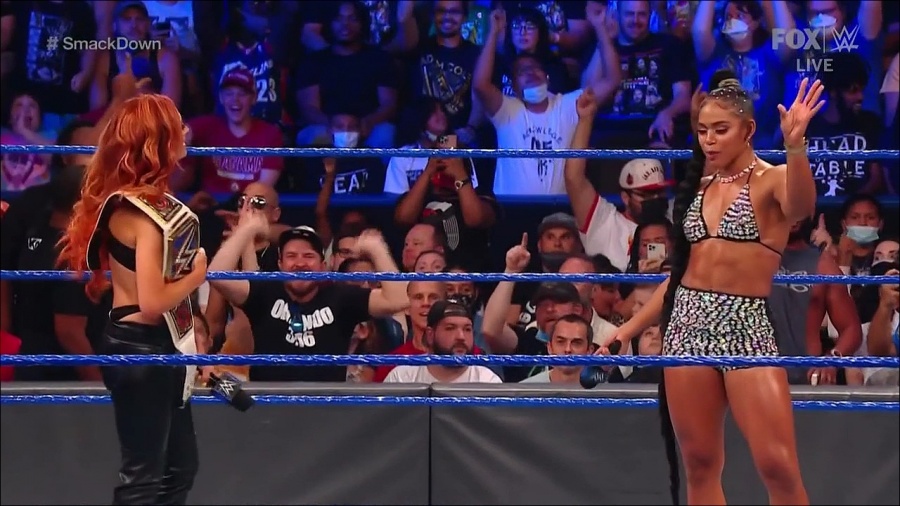 WWE_Friday_Night_SmackDown_2021_09_03_720p_HDTV_x264-NWCHD_mp4_001641507.jpg