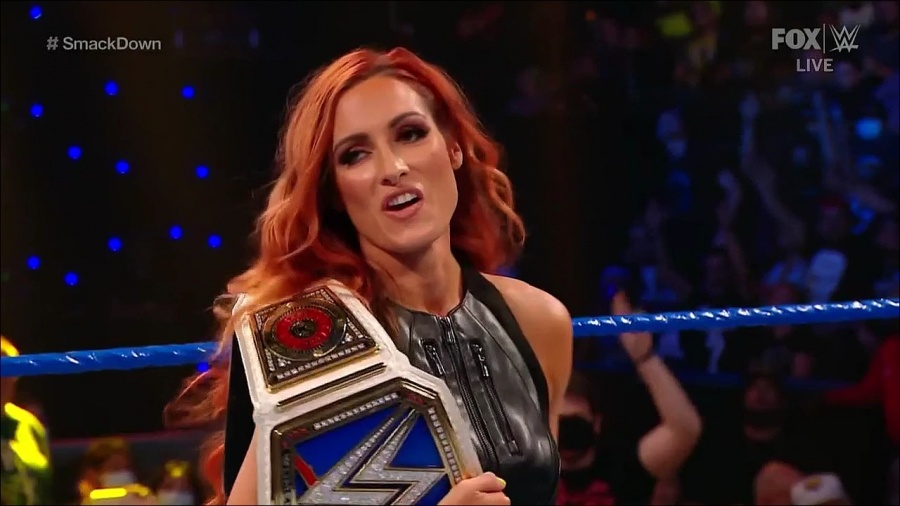 WWE_Friday_Night_SmackDown_2021_09_03_720p_HDTV_x264-NWCHD_mp4_001642174.jpg