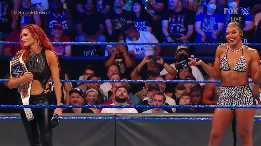 WWE_Friday_Night_SmackDown_2021_09_03_720p_HDTV_x264-NWCHD_mp4_001659625.jpg