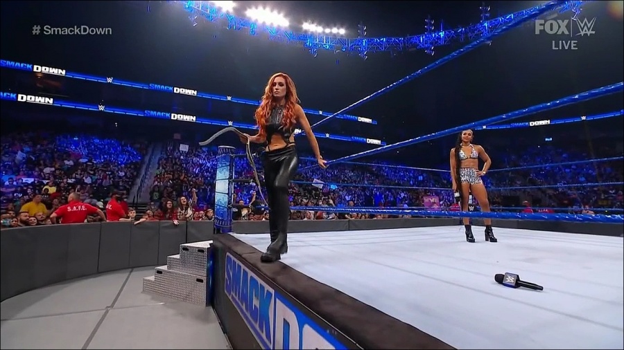 WWE_Friday_Night_SmackDown_2021_09_03_720p_HDTV_x264-NWCHD_mp4_001673139.jpg
