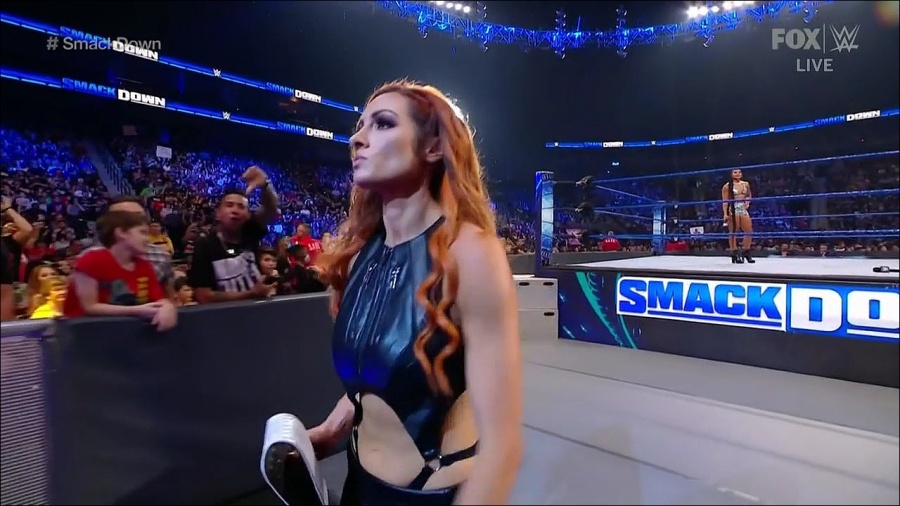 WWE_Friday_Night_SmackDown_2021_09_03_720p_HDTV_x264-NWCHD_mp4_001678010.jpg