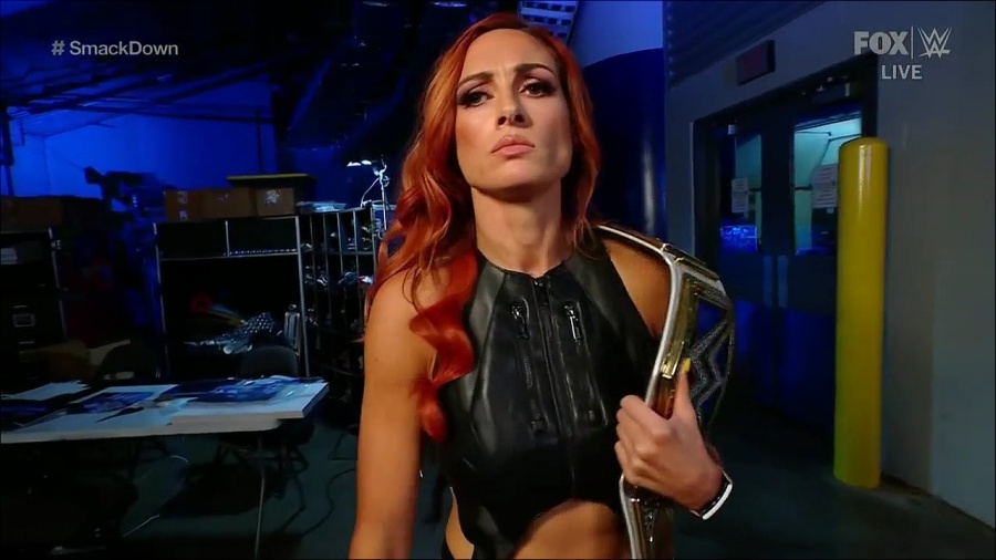 WWE_Friday_Night_SmackDown_2021_09_03_720p_HDTV_x264-NWCHD_mp4_002008875.jpg