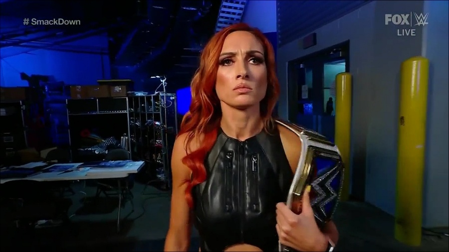 WWE_Friday_Night_SmackDown_2021_09_03_720p_HDTV_x264-NWCHD_mp4_002009475.jpg