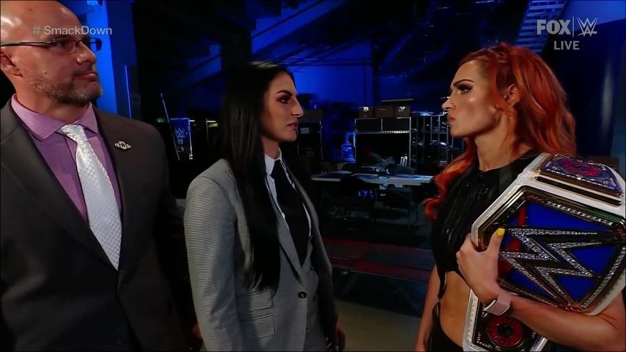 WWE_Friday_Night_SmackDown_2021_09_03_720p_HDTV_x264-NWCHD_mp4_002014747.jpg