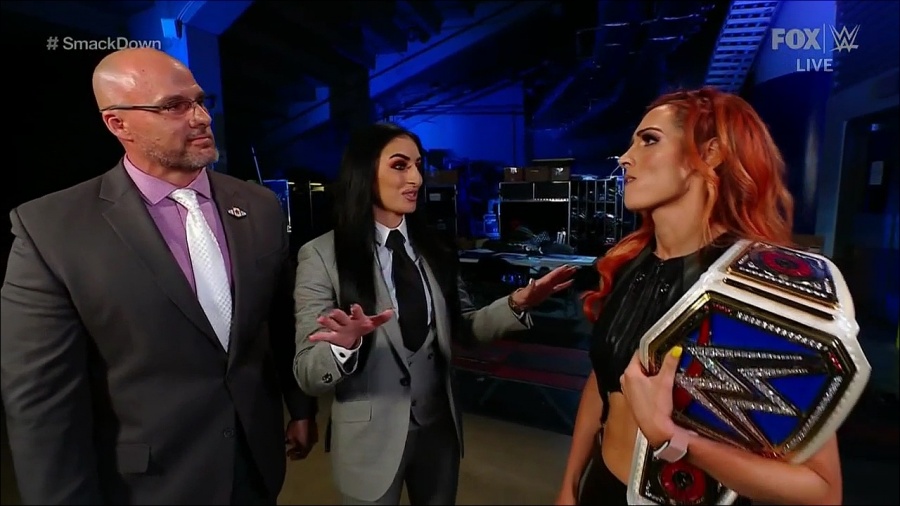 WWE_Friday_Night_SmackDown_2021_09_03_720p_HDTV_x264-NWCHD_mp4_002026559.jpg