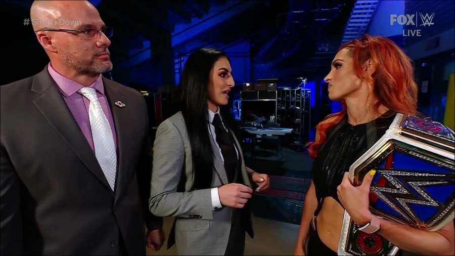 WWE_Friday_Night_SmackDown_2021_09_03_720p_HDTV_x264-NWCHD_mp4_002029495.jpg