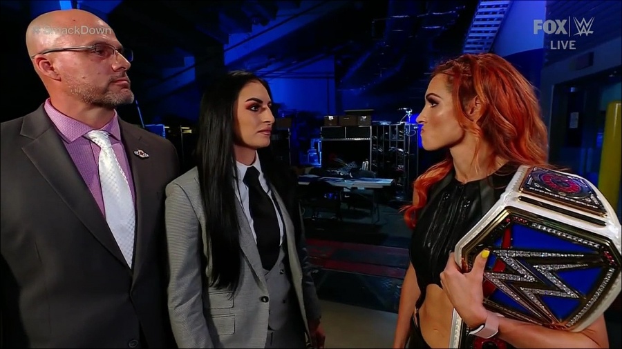 WWE_Friday_Night_SmackDown_2021_09_03_720p_HDTV_x264-NWCHD_mp4_002034634.jpg