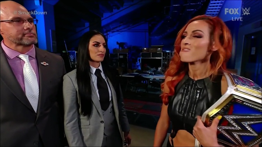 WWE_Friday_Night_SmackDown_2021_09_03_720p_HDTV_x264-NWCHD_mp4_002037403.jpg