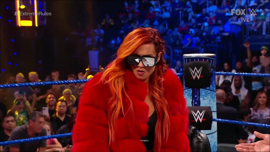 WWE_SmackDown_2021_09_10_720p_WEB_h264-HEEL_mp4_002036067.jpg