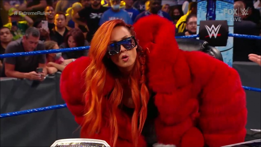 WWE_SmackDown_2021_09_10_720p_WEB_h264-HEEL_mp4_002039821.jpg