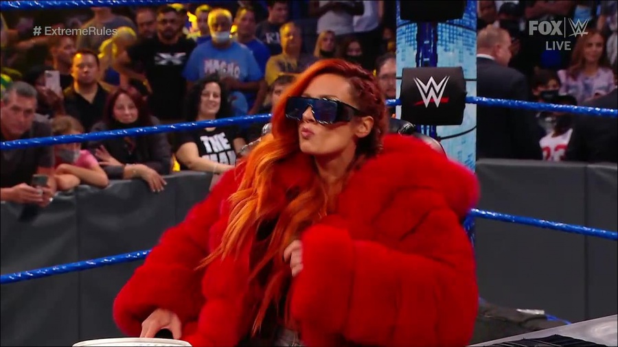 WWE_SmackDown_2021_09_10_720p_WEB_h264-HEEL_mp4_002041072.jpg