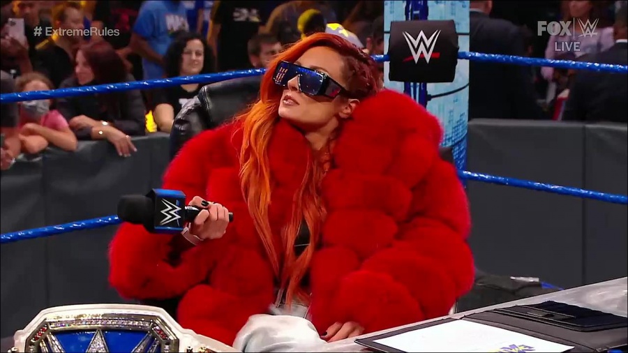 WWE_SmackDown_2021_09_10_720p_WEB_h264-HEEL_mp4_002047328.jpg