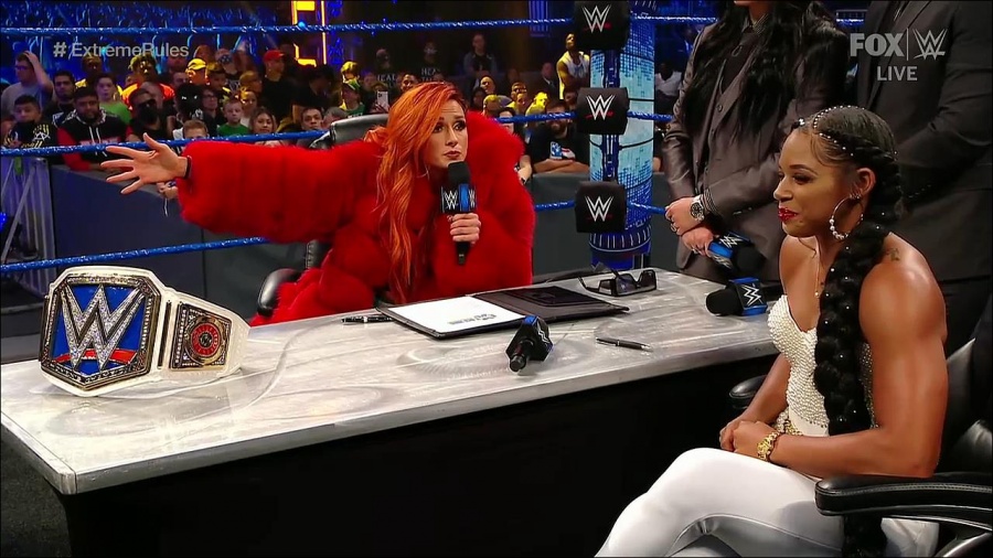 WWE_SmackDown_2021_09_10_720p_WEB_h264-HEEL_mp4_002087368.jpg