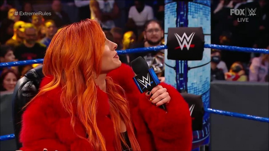 WWE_SmackDown_2021_09_10_720p_WEB_h264-HEEL_mp4_002102383.jpg