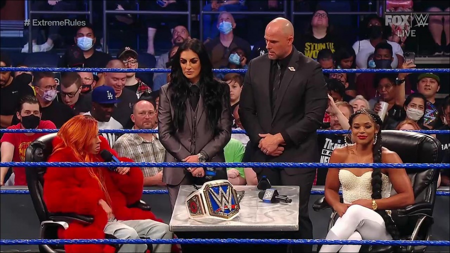 WWE_SmackDown_2021_09_10_720p_WEB_h264-HEEL_mp4_002118649.jpg