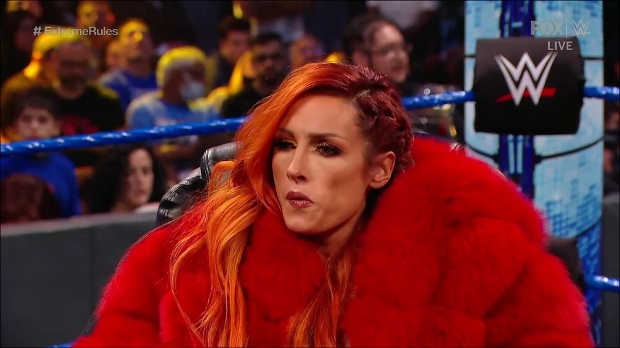 WWE_SmackDown_2021_09_10_720p_WEB_h264-HEEL_mp4_002136167.jpg