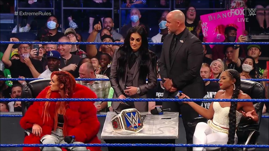 WWE_SmackDown_2021_09_10_720p_WEB_h264-HEEL_mp4_002157438.jpg