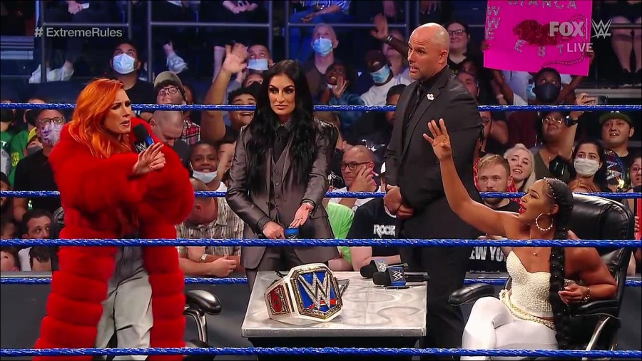 WWE_SmackDown_2021_09_10_720p_WEB_h264-HEEL_mp4_002159941.jpg