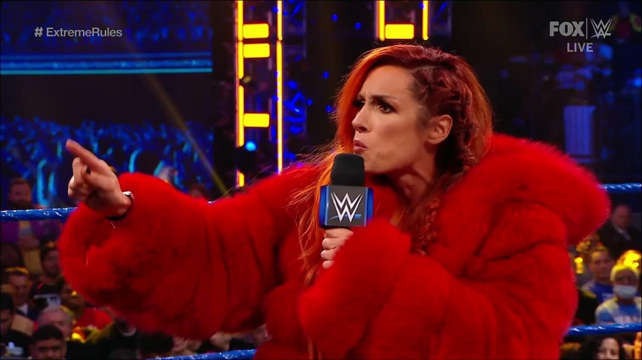 WWE_SmackDown_2021_09_10_720p_WEB_h264-HEEL_mp4_002171202.jpg