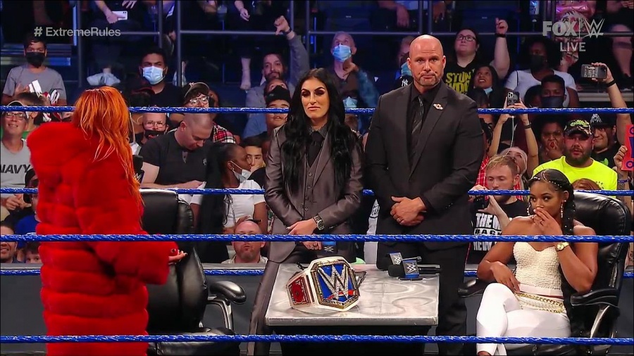 WWE_SmackDown_2021_09_10_720p_WEB_h264-HEEL_mp4_002194976.jpg