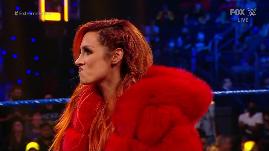 WWE_SmackDown_2021_09_10_720p_WEB_h264-HEEL_mp4_002211242.jpg