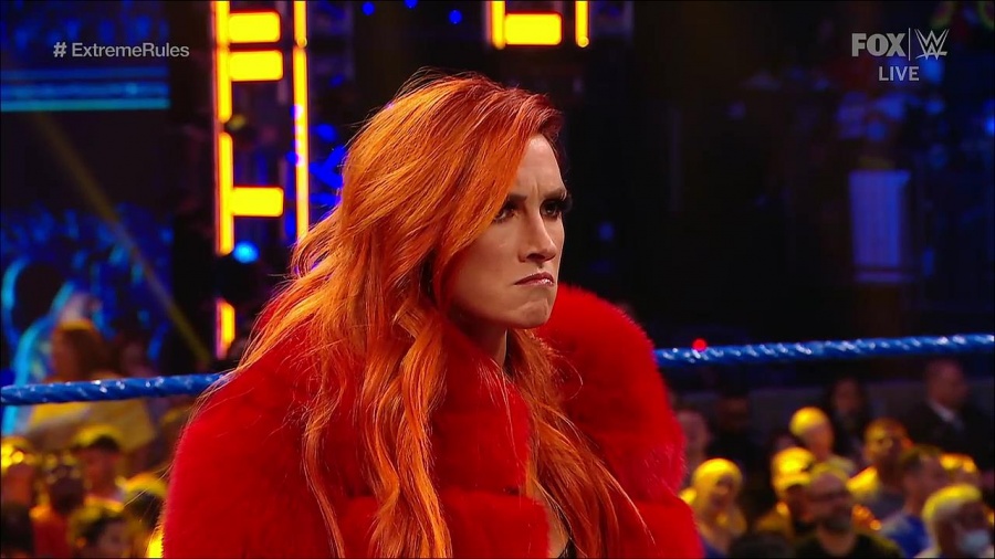 WWE_SmackDown_2021_09_10_720p_WEB_h264-HEEL_mp4_002221252.jpg