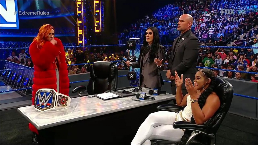 WWE_SmackDown_2021_09_10_720p_WEB_h264-HEEL_mp4_002226257.jpg