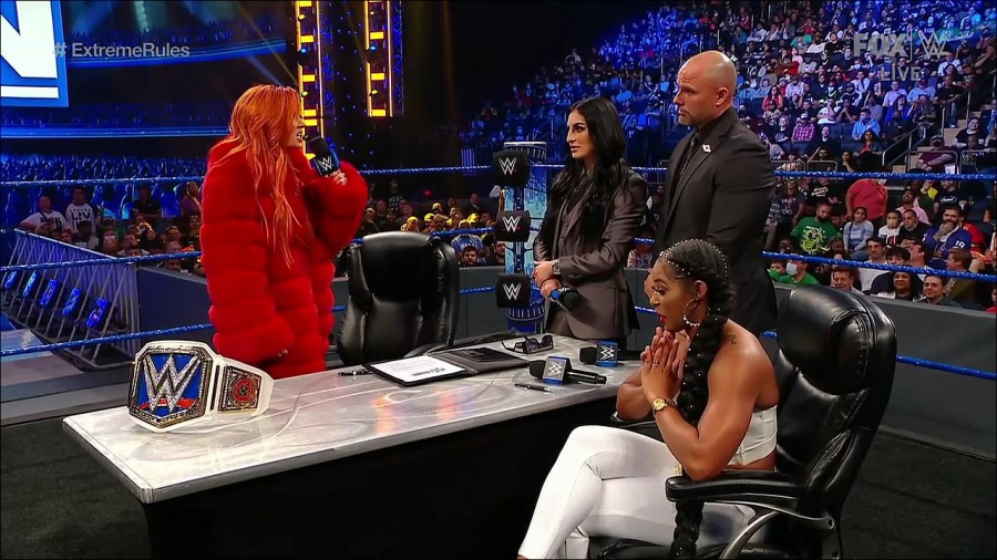 WWE_SmackDown_2021_09_10_720p_WEB_h264-HEEL_mp4_002238769.jpg
