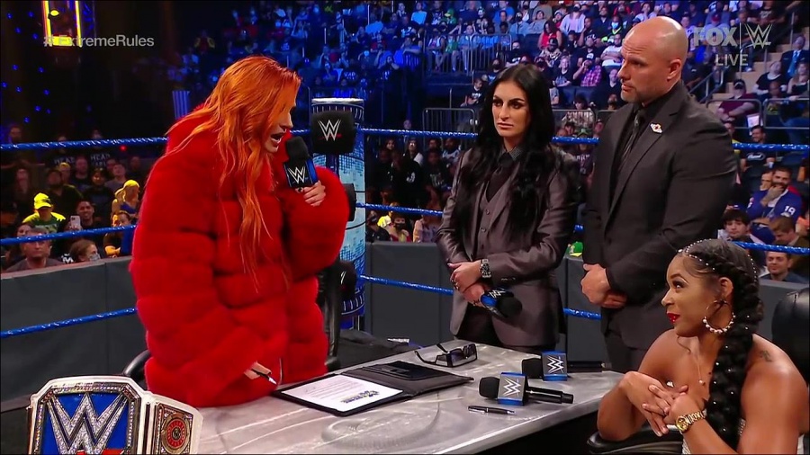 WWE_SmackDown_2021_09_10_720p_WEB_h264-HEEL_mp4_002243774.jpg