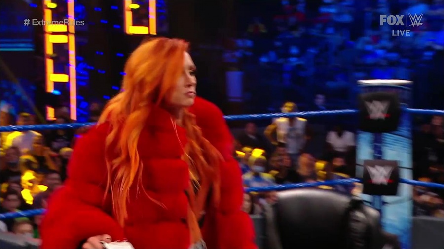WWE_SmackDown_2021_09_10_720p_WEB_h264-HEEL_mp4_002255036.jpg