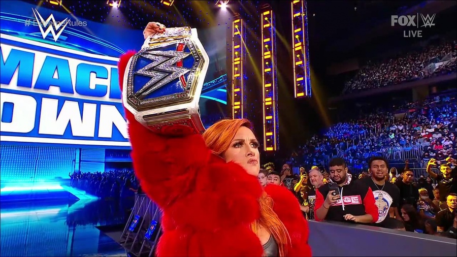 WWE_SmackDown_2021_09_10_720p_WEB_h264-HEEL_mp4_002270051.jpg