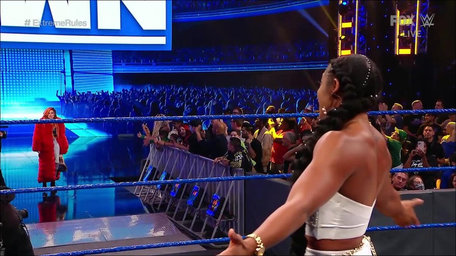 WWE_SmackDown_2021_09_10_720p_WEB_h264-HEEL_mp4_002293824.jpg