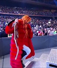 WWE_SmackDown_2021_09_10_720p_WEB_h264-HEEL_mp4_001992273.jpg