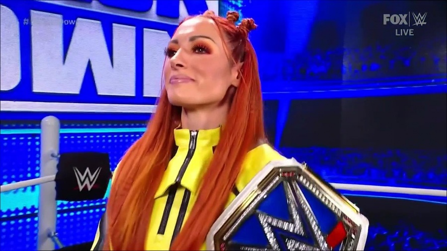 WWE_Friday_Night_SmackDown_2021_09_17_720p_HDTV_x264-NWCHD_mp4_003309186.jpg