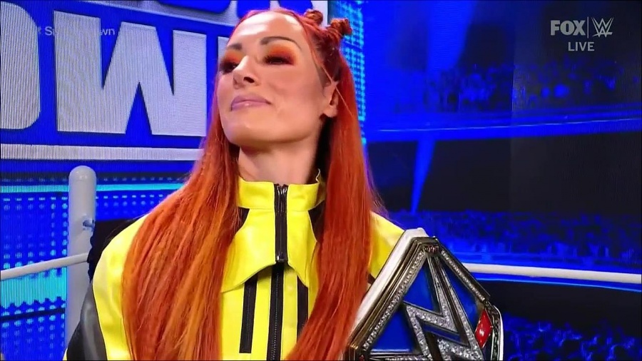 WWE_Friday_Night_SmackDown_2021_09_17_720p_HDTV_x264-NWCHD_mp4_003309987.jpg