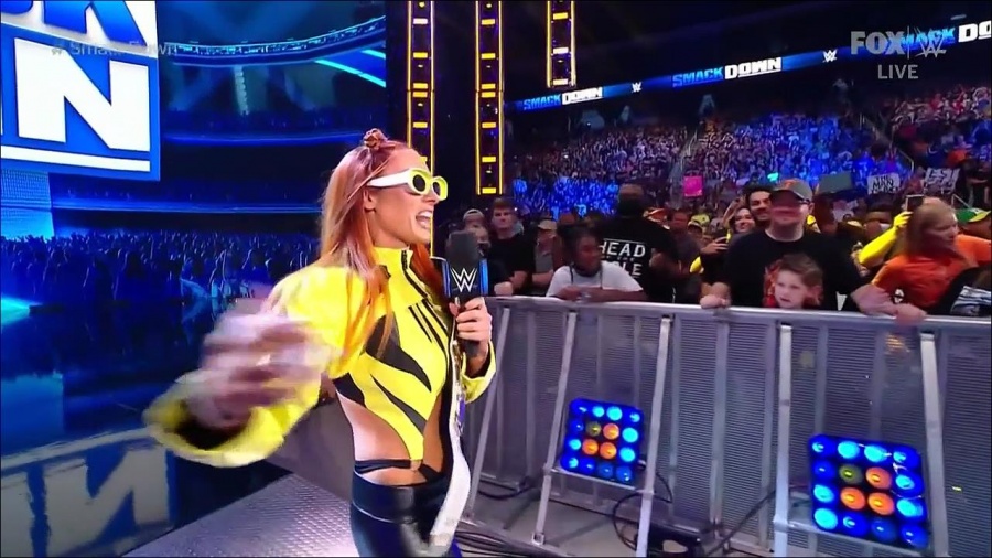 WWE_Friday_Night_SmackDown_2021_09_17_720p_HDTV_x264-NWCHD_mp4_004838091.jpg