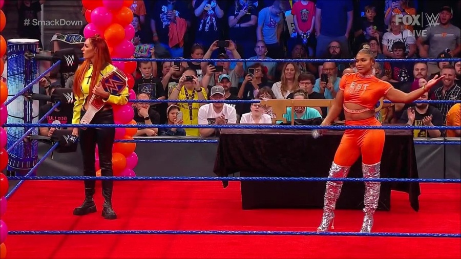 WWE_Friday_Night_SmackDown_2021_09_17_720p_HDTV_x264-NWCHD_mp4_004884537.jpg