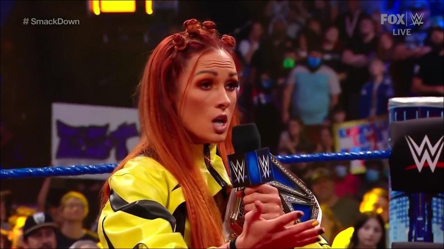 WWE_Friday_Night_SmackDown_2021_09_17_720p_HDTV_x264-NWCHD_mp4_004906159.jpg