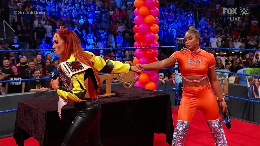 WWE_Friday_Night_SmackDown_2021_09_17_720p_HDTV_x264-NWCHD_mp4_004966219.jpg