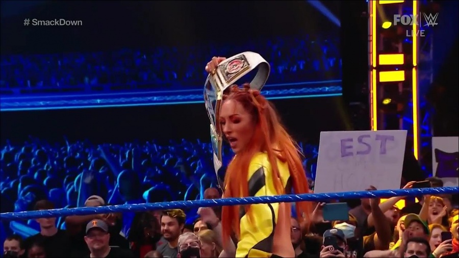 WWE_Friday_Night_SmackDown_2021_09_17_720p_HDTV_x264-NWCHD_mp4_004988641.jpg