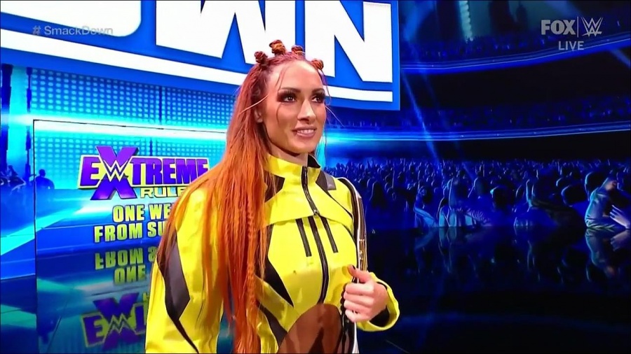 WWE_Friday_Night_SmackDown_2021_09_17_720p_HDTV_x264-NWCHD_mp4_005008661.jpg