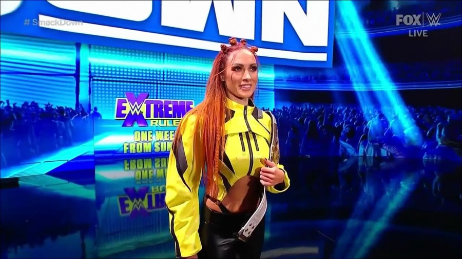 WWE_Friday_Night_SmackDown_2021_09_17_720p_HDTV_x264-NWCHD_mp4_005011063.jpg