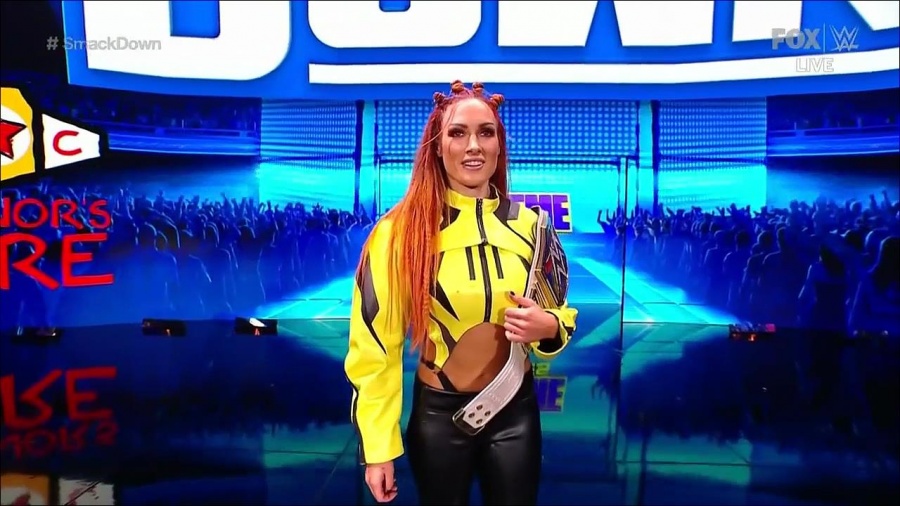 WWE_Friday_Night_SmackDown_2021_09_17_720p_HDTV_x264-NWCHD_mp4_005015868.jpg