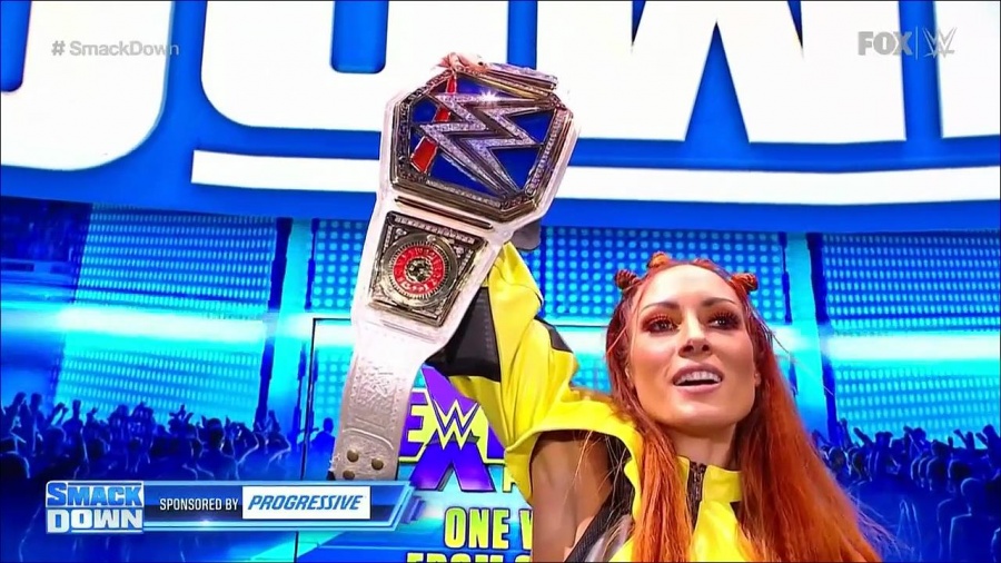 WWE_Friday_Night_SmackDown_2021_09_17_720p_HDTV_x264-NWCHD_mp4_005028681.jpg