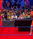 WWE_Friday_Night_SmackDown_2021_09_17_720p_HDTV_x264-NWCHD_mp4_004883736.jpg