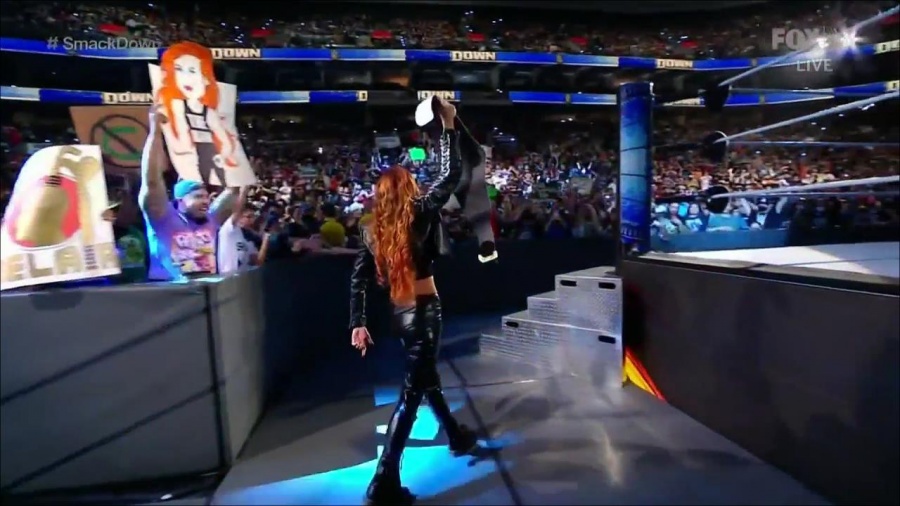 WWE_Friday_Night_SmackDown_2021_09_24_1080p_HDTV_x264-NWCHD_mp4_000089122.jpg