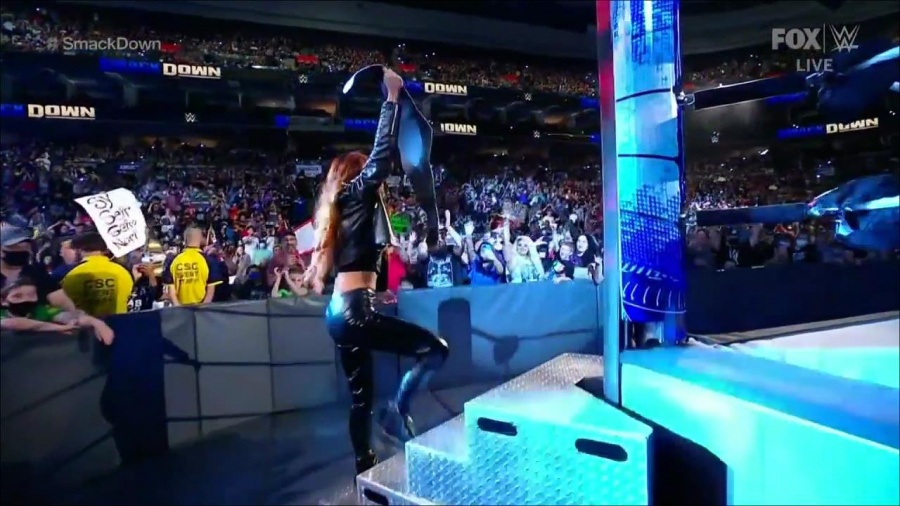 WWE_Friday_Night_SmackDown_2021_09_24_1080p_HDTV_x264-NWCHD_mp4_000091925.jpg