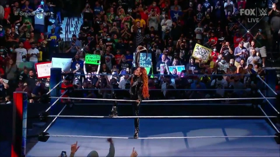 WWE_Friday_Night_SmackDown_2021_09_24_1080p_HDTV_x264-NWCHD_mp4_000105238.jpg