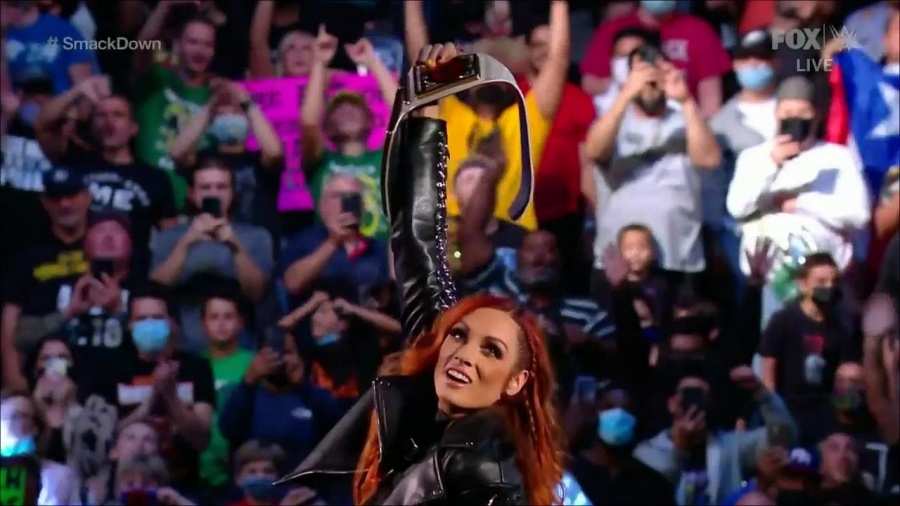 WWE_Friday_Night_SmackDown_2021_09_24_1080p_HDTV_x264-NWCHD_mp4_000106639.jpg