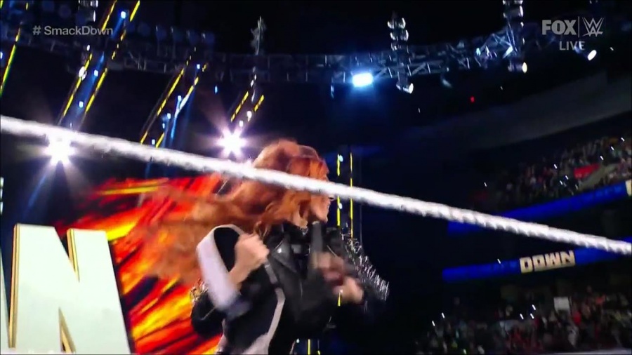 WWE_Friday_Night_SmackDown_2021_09_24_1080p_HDTV_x264-NWCHD_mp4_000116449.jpg